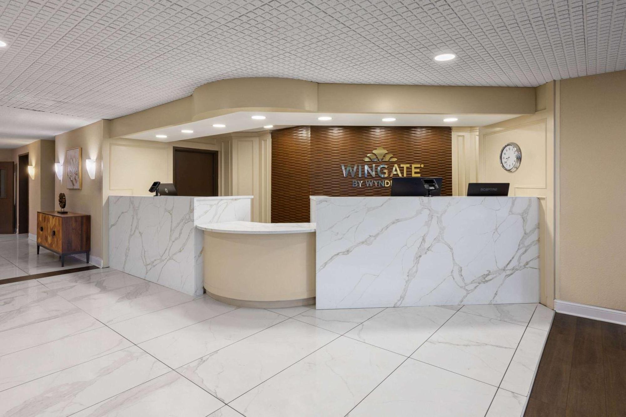 Wingate By Wyndham Troy Hotel Exterior photo